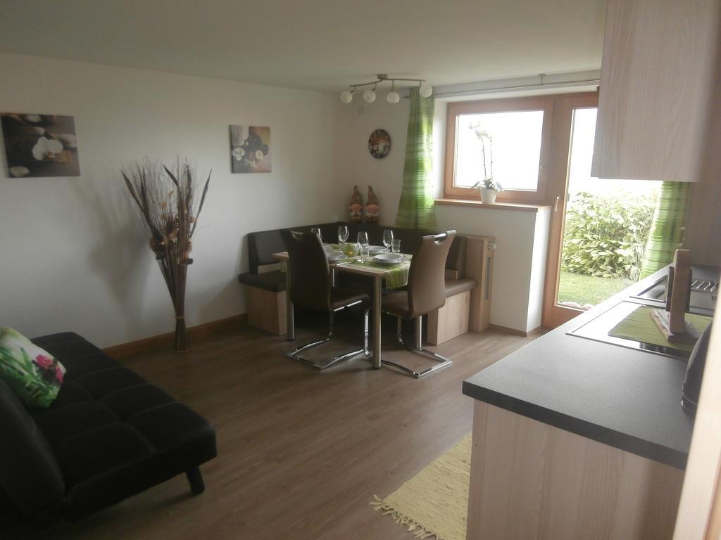 Landhaus Claudia Appartement Zell am Ziller Kamer foto